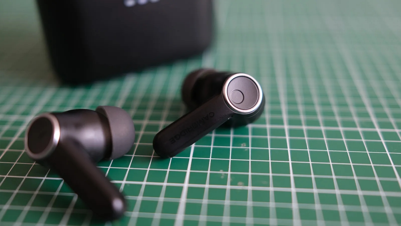 Đánh Giá Tai nghe Truewireless Chống Ồn Chủ Động Cambridge Audio Melomania A100