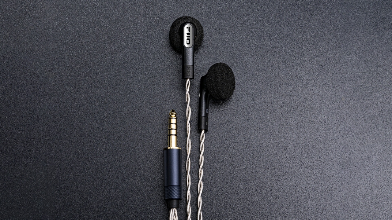Dây tai nghe FiiO LS-4.4B: Tối Ưu Hóa Chất Lượng Âm Thanh Đỉnh Cao cho Trải Nghiệm Nghe Nhạc Chất Lượng Cao