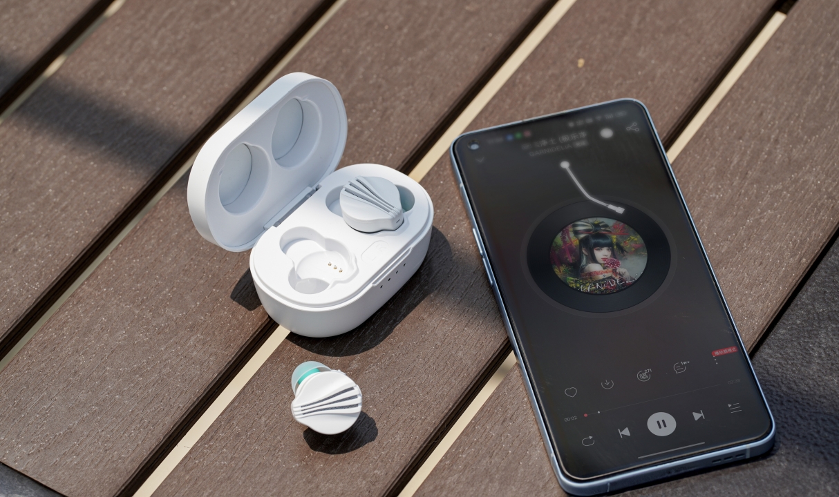 FiiO FW3 đã chính thức có phiên bản màu trắng
