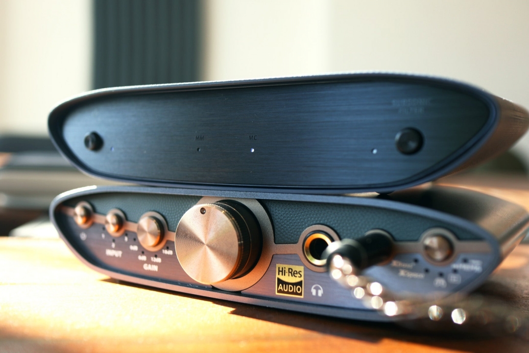 iFi Audio Ra Mắt Thiết Bị Phono Cho Mâm Đĩa Than iFi ZEN Air Phono 2 – Giải Pháp Analog Chất Lượng Cao Trong Tầm Giá