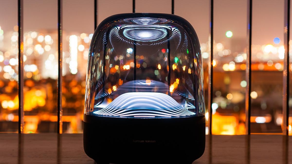 Loa Di Động Harman Kardon Aura Studio 4 Trình Làng 