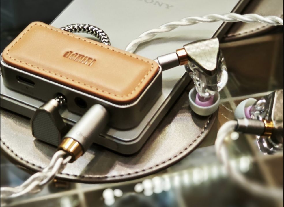 Portable DAC/AMP ddHiFi TC44Grip Đã Có Hàng Tại Fitgearshop