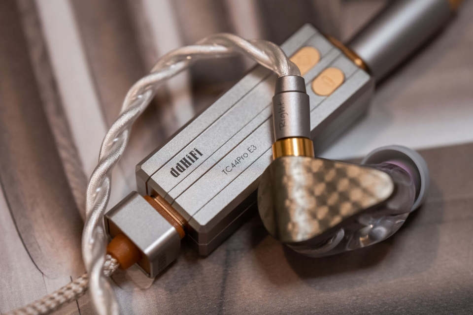 Portable DAC/AMP ddHiFi TC44Pro E3 Đã Sẵn Hàng tại Fitgearshop