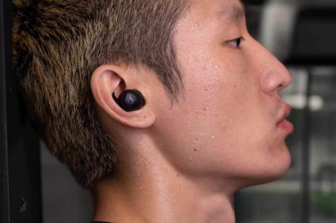 Sennheiser công bố tai nghe không dây ANC dành riêng cho thể thao Sennheiser Momentum Sports