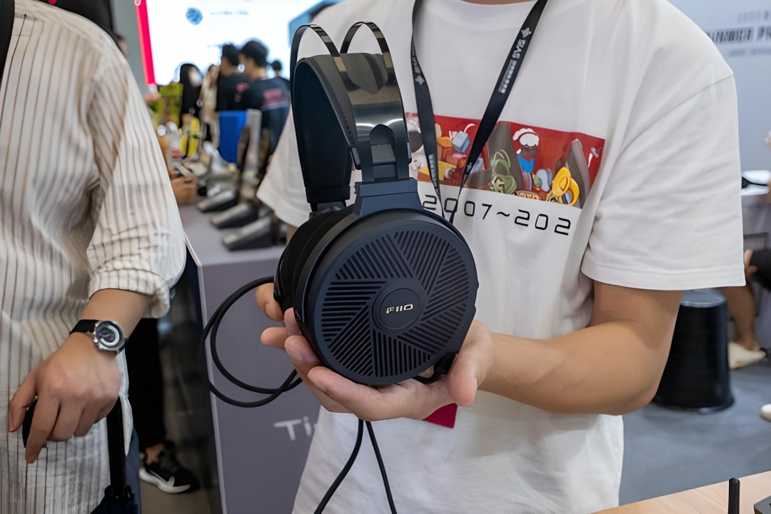 Tai Nghe FiiO FT5 Vừa Rò Rỉ Thông Tin Sắp Ra Mắt Vào Cuối Năm Nay