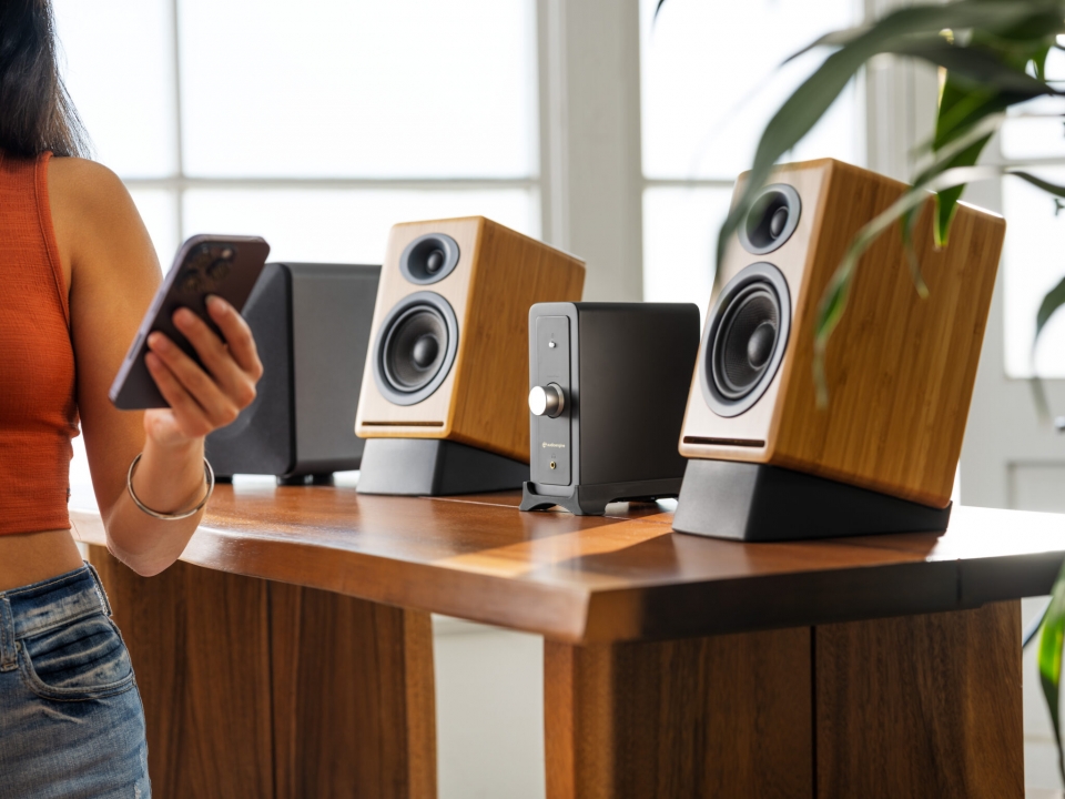 Thương Hiệu Audioengine vừa cho ra mắt Desktop AMP Mini Audioengine N22 Gen 2