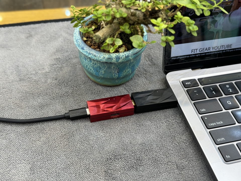 iSilencer Max và iDefender Max: Tối Ưu Hiệu Suất Âm Thanh Với SilentPower của Nhà iFi 